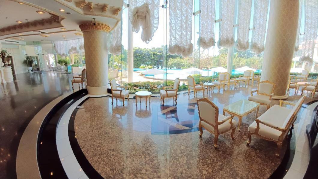 Adriatic Palace Hotel Pattaya Exterior photo