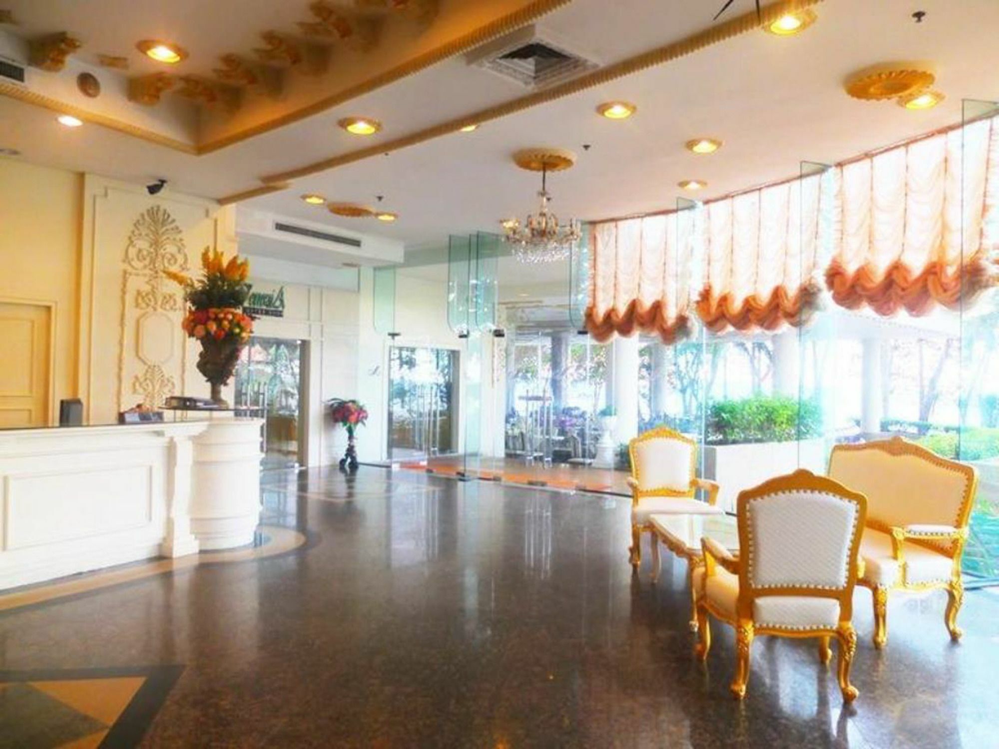 Adriatic Palace Hotel Pattaya Exterior photo