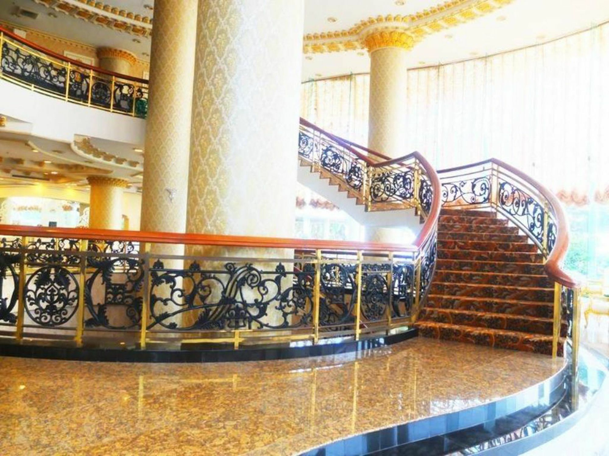 Adriatic Palace Hotel Pattaya Exterior photo
